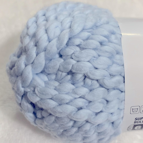 Premier Lot of 3 skeins of yarn - Picture 4 of 7